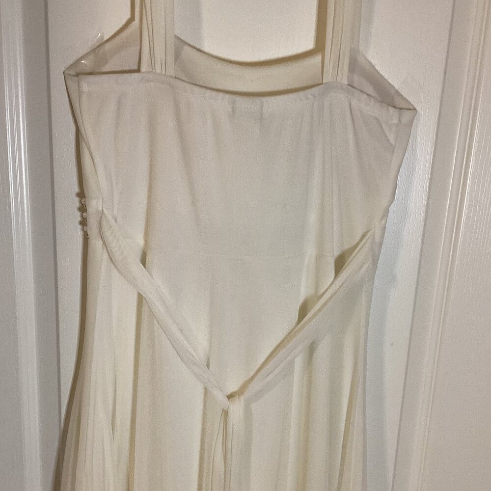 Neon by Bulux USA Women's Cream Dress Fully Lined Empire Waist High / Low - Picture 7 of 9